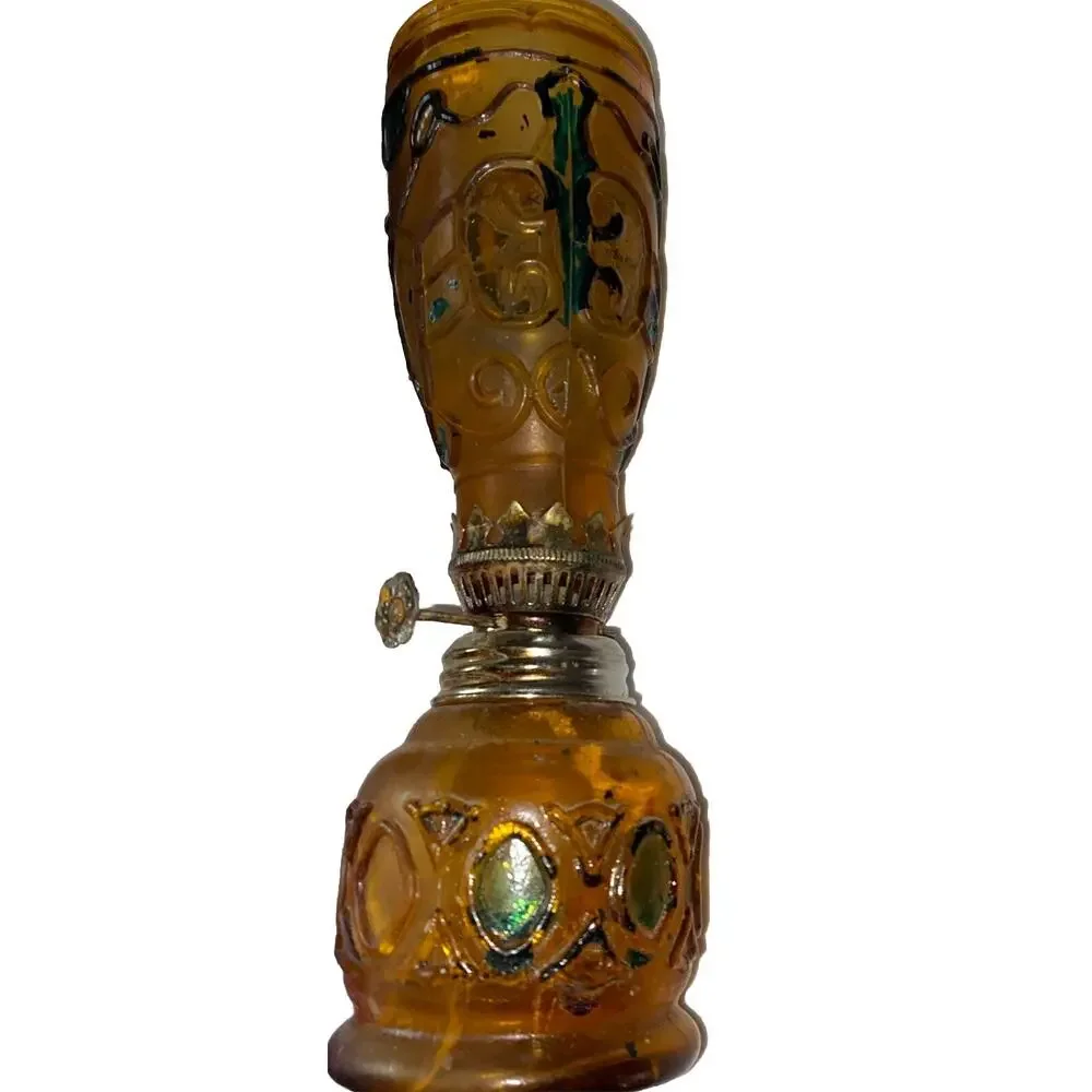 Oil Lamp Sail Boat Brand #902452 8”Made In Hong Kong‎ and Hand painted peeling