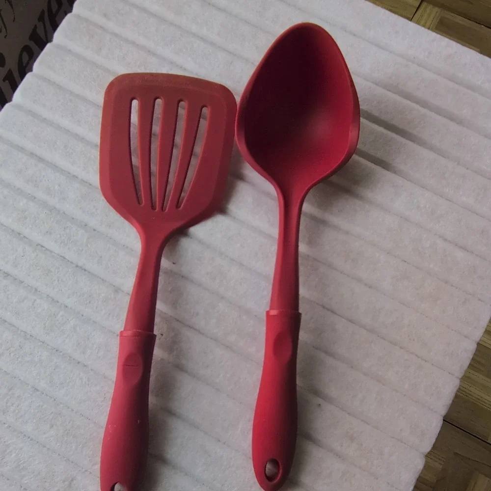 The Unbranded Brand red plastic