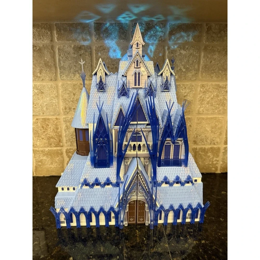 Disney Store London Animator's Collection Frozen 2 Ultimate Arendelle Castle Set