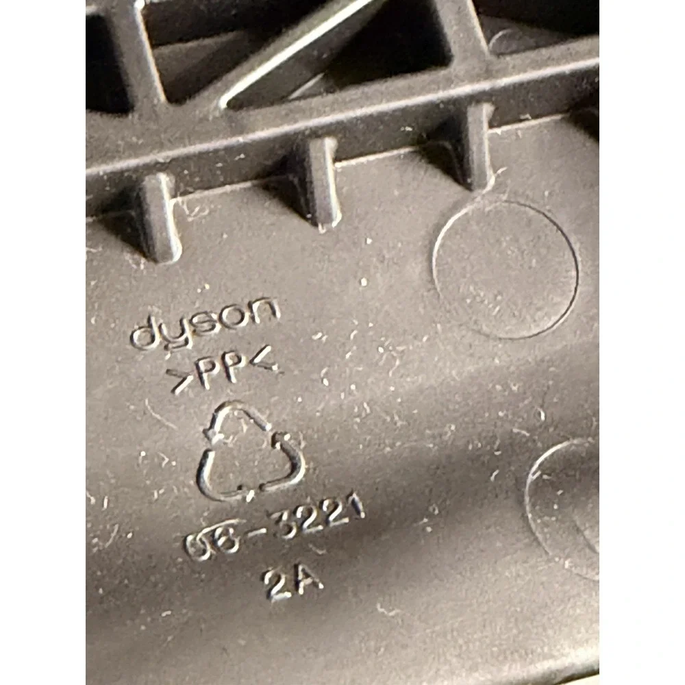 Dyson genuine flatout