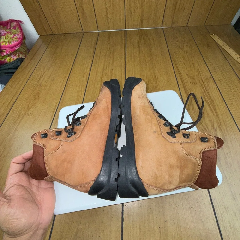 Merrell conquer any