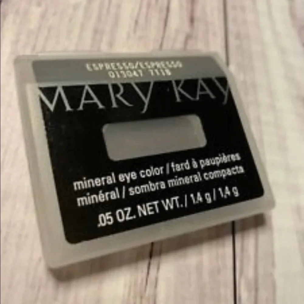 New Mary Kay Espresso-#013047 Mineral Eye Color .05 oz