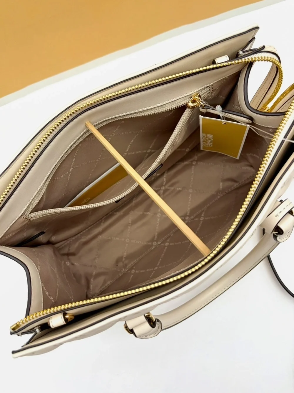 Michael Kors lining hardware
