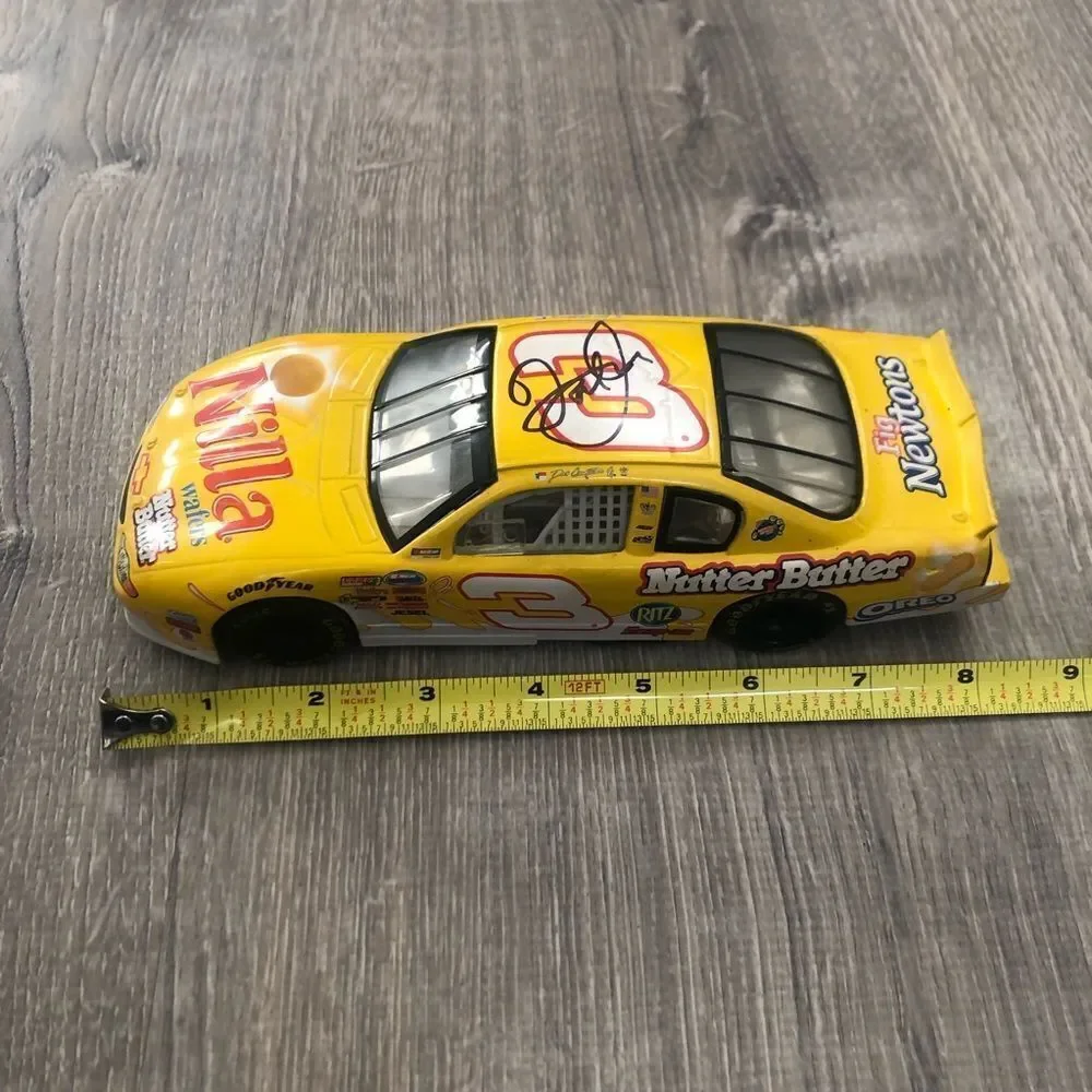 Action dale earnhardt