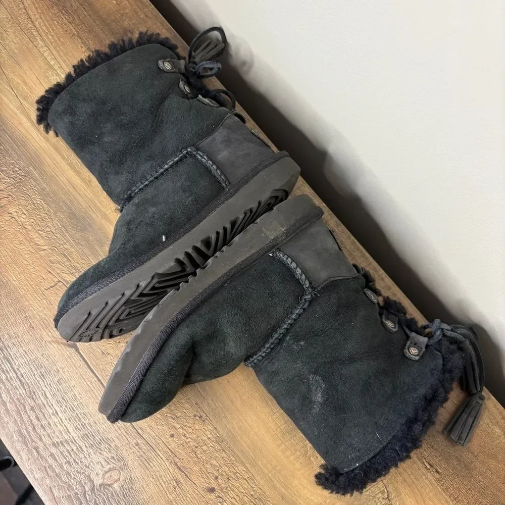 UGG bundles items