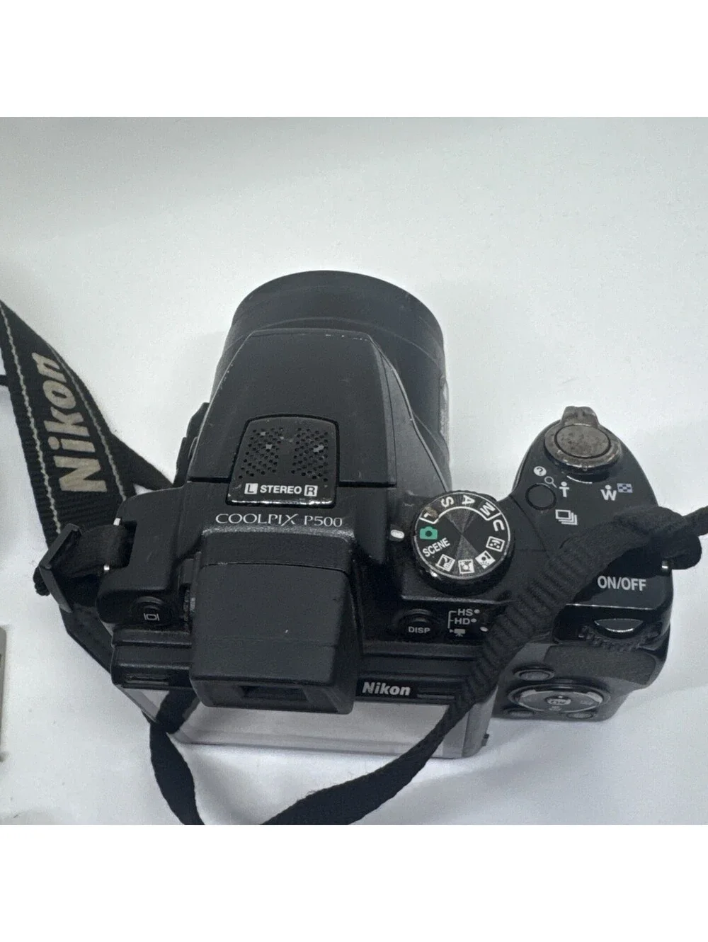 Nikon comes battery