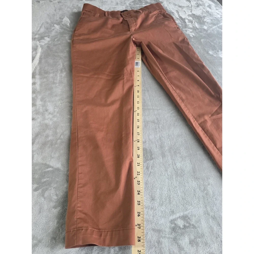 Banana Republic brand banana