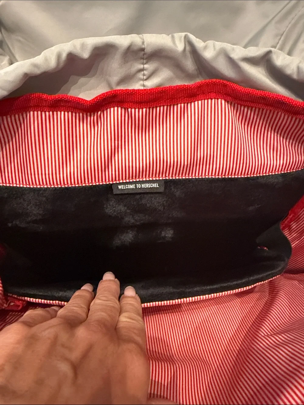 Herschel Supply Company spacious top