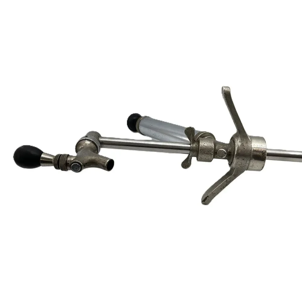 Unbranded vintage tap