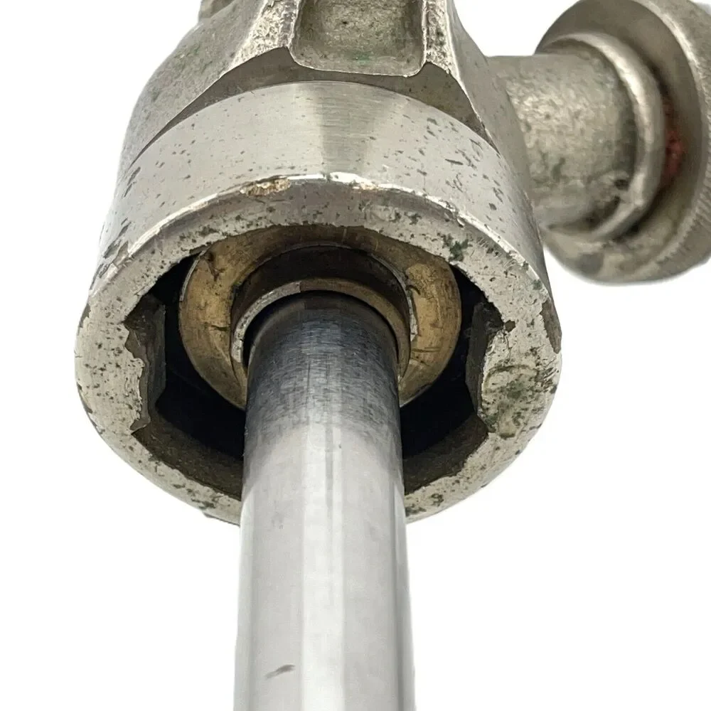 Unbranded vintage tap