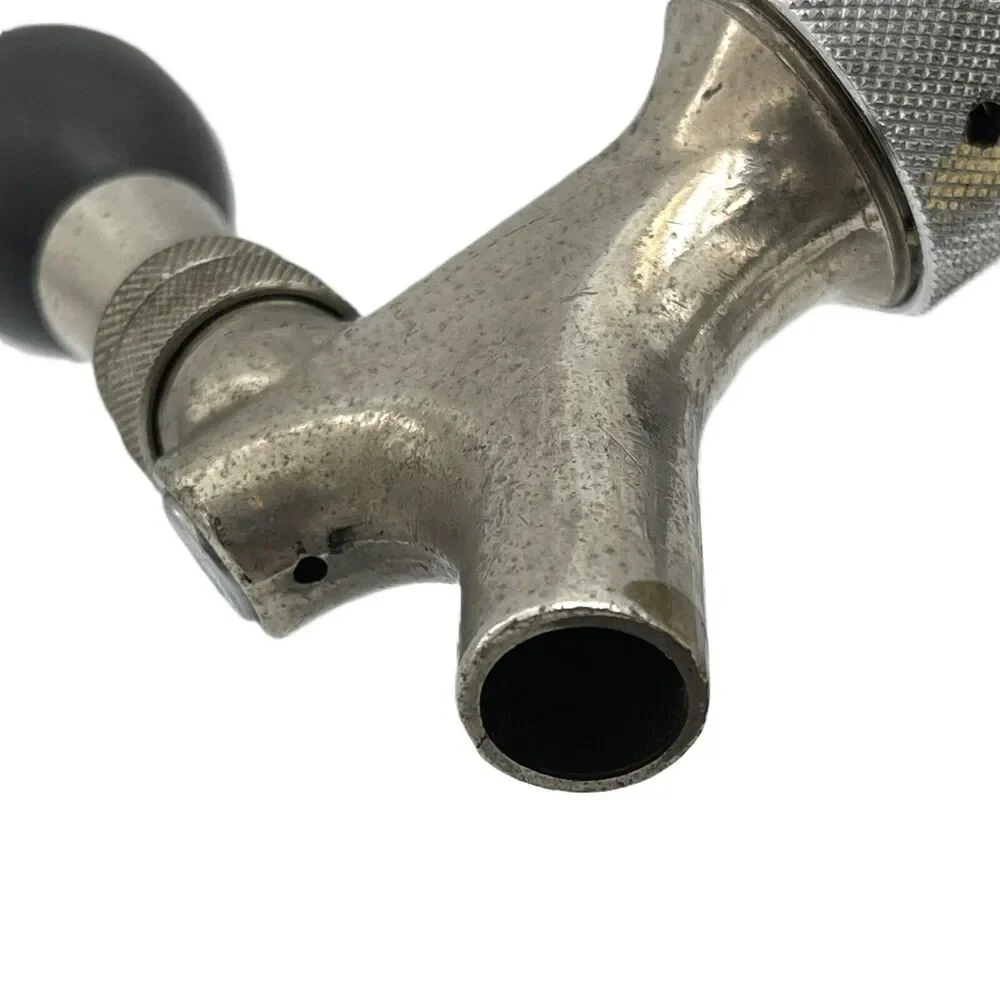 Unbranded vintage tap