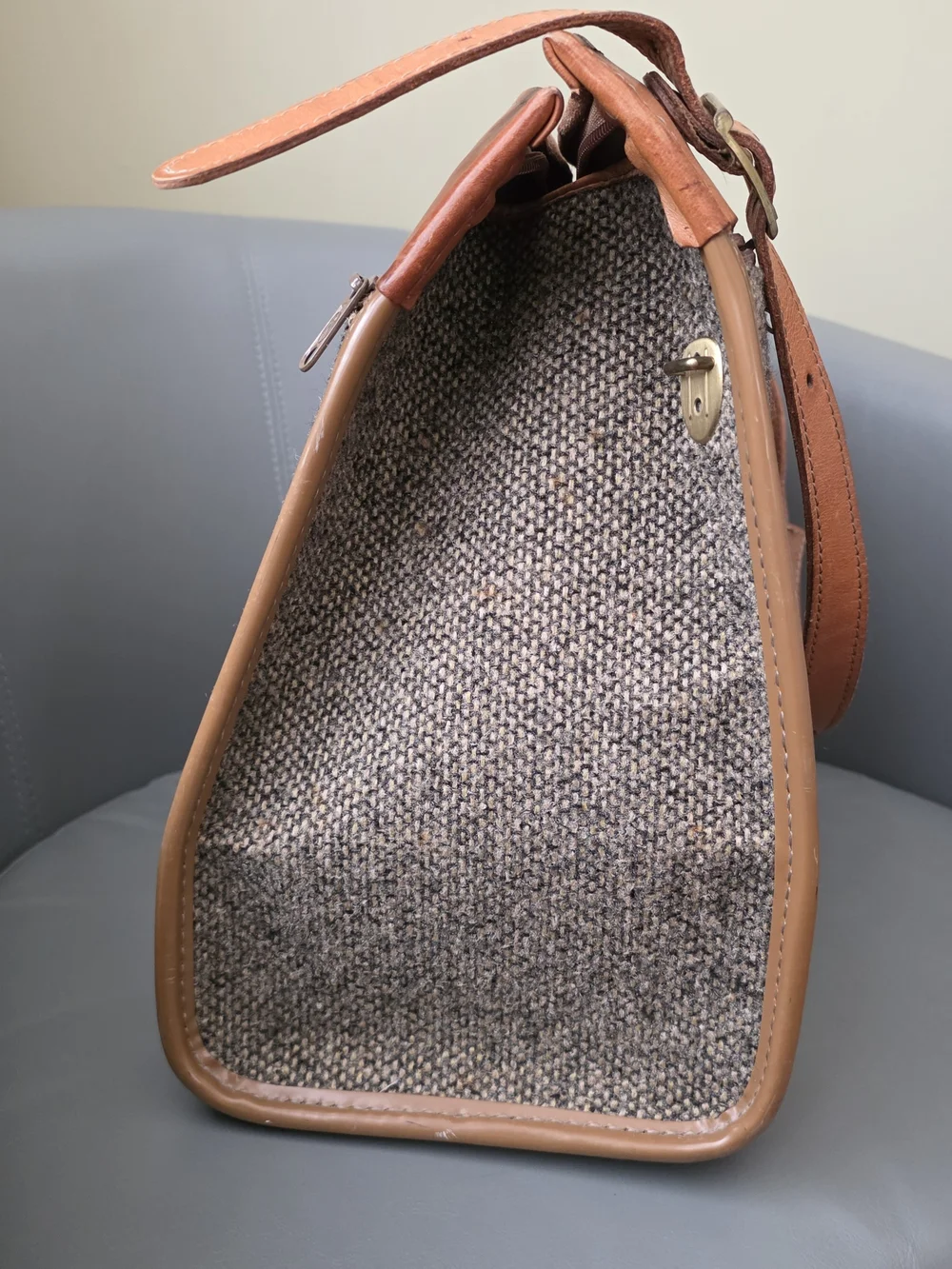 Hartmann vintage shoulder