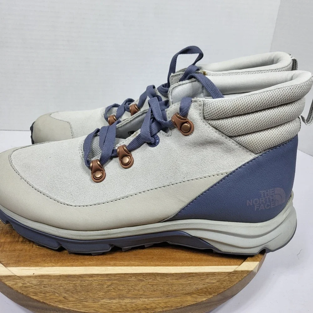 The North Face Women's Raedonda‎ Boot Sneaker Hiking Vibram Grey Blue Size 9