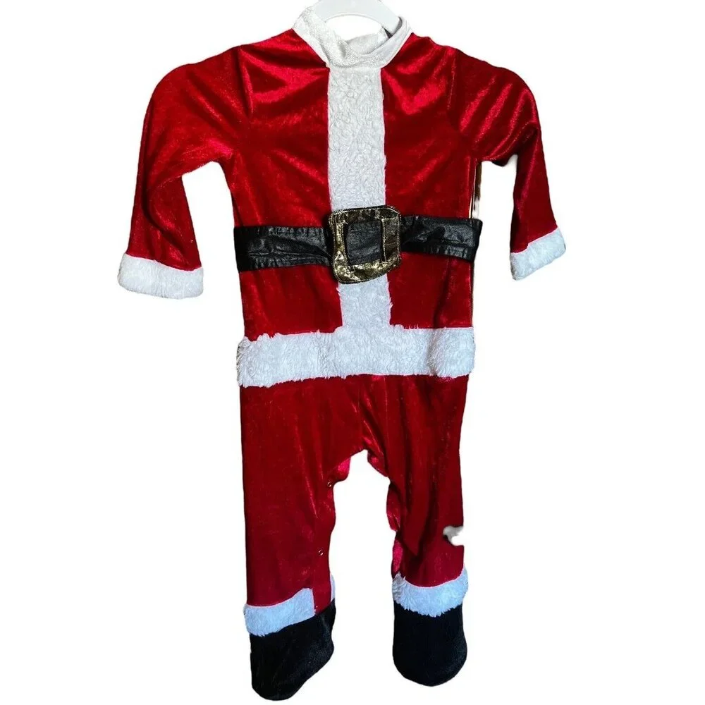 In Character Costumes wrinkled upper shoulder