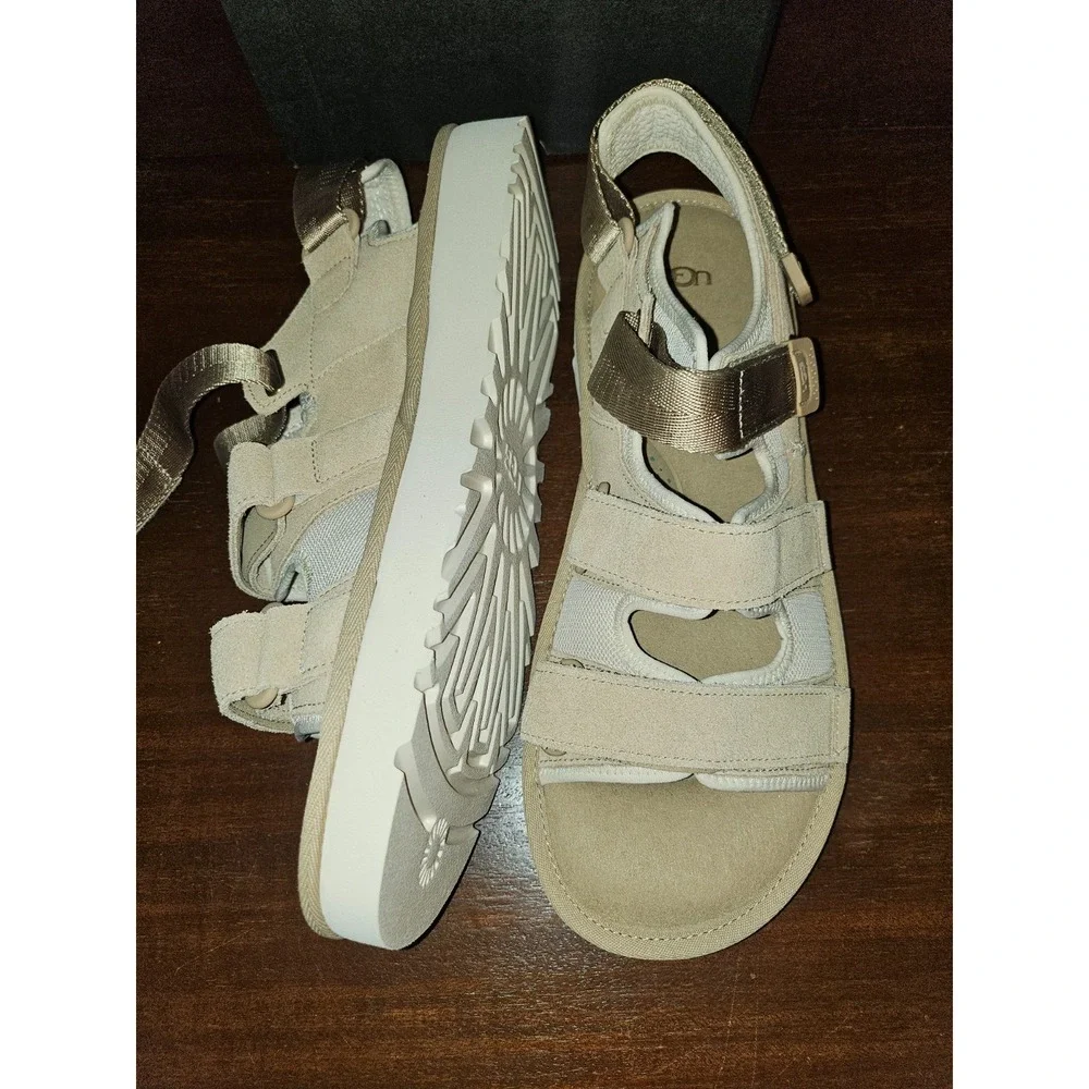 UGG goldencoast multistrap