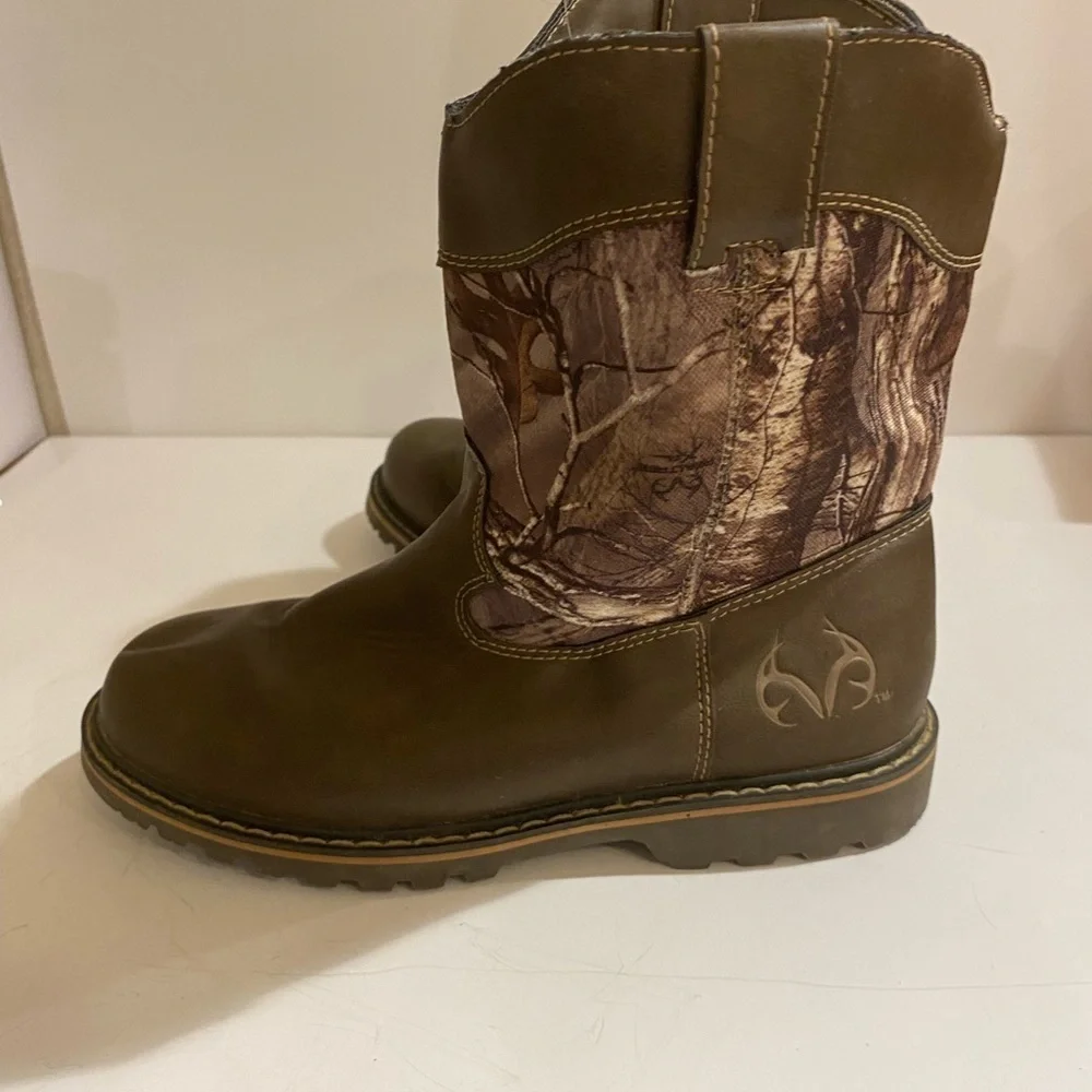Realtree ankle boots