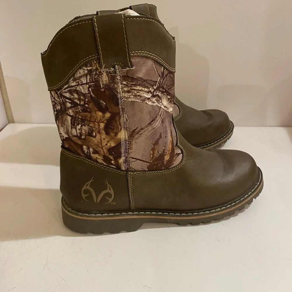 Realtree ankle boots