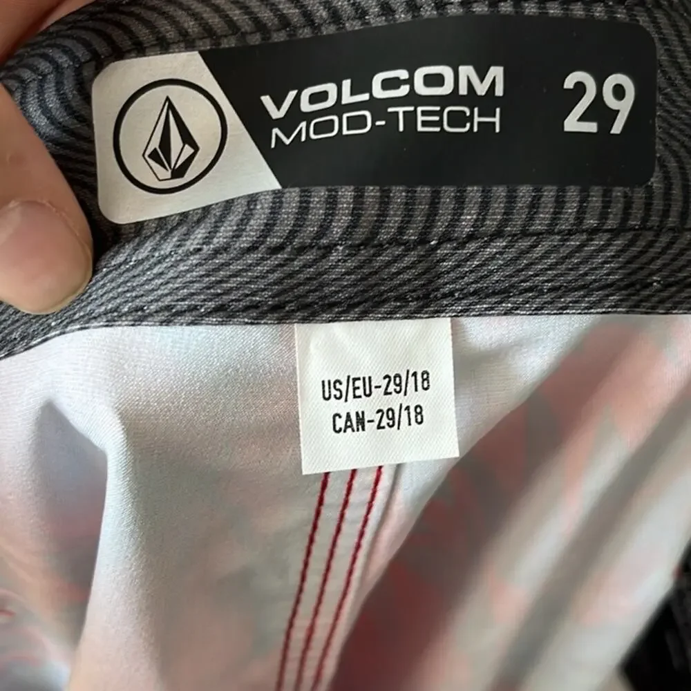 Volcom boys swim