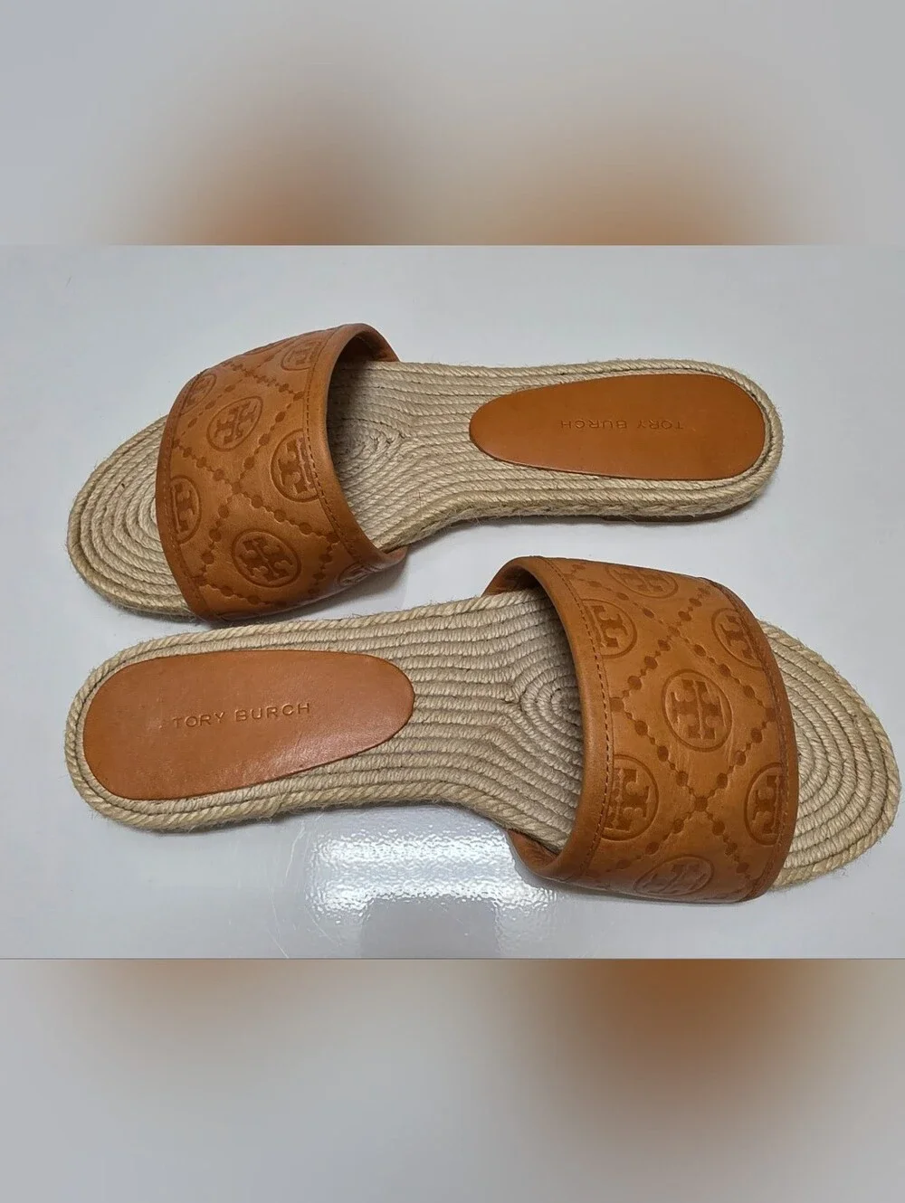 Tory Burch good smoke