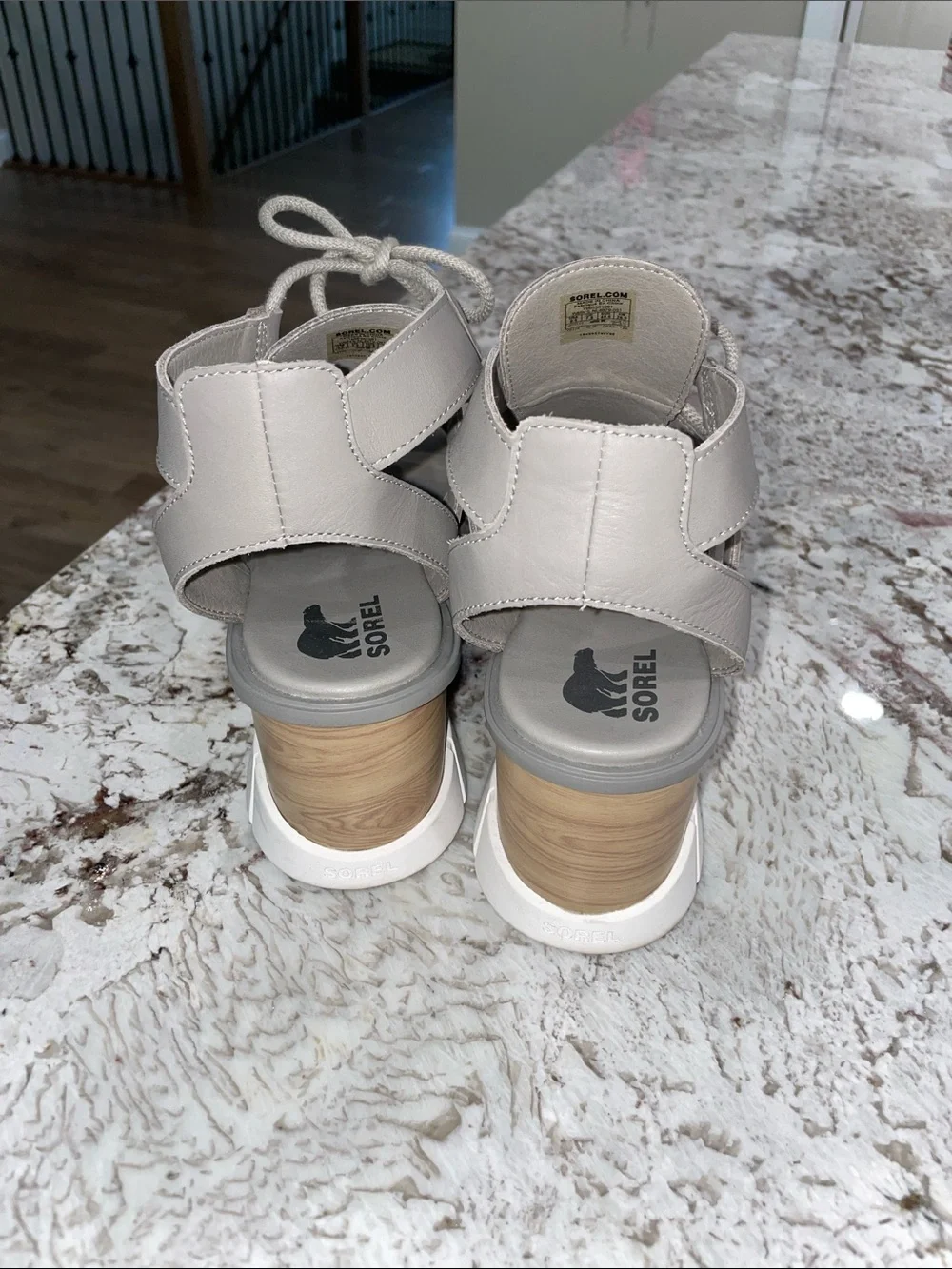 Sorel chunky platform
