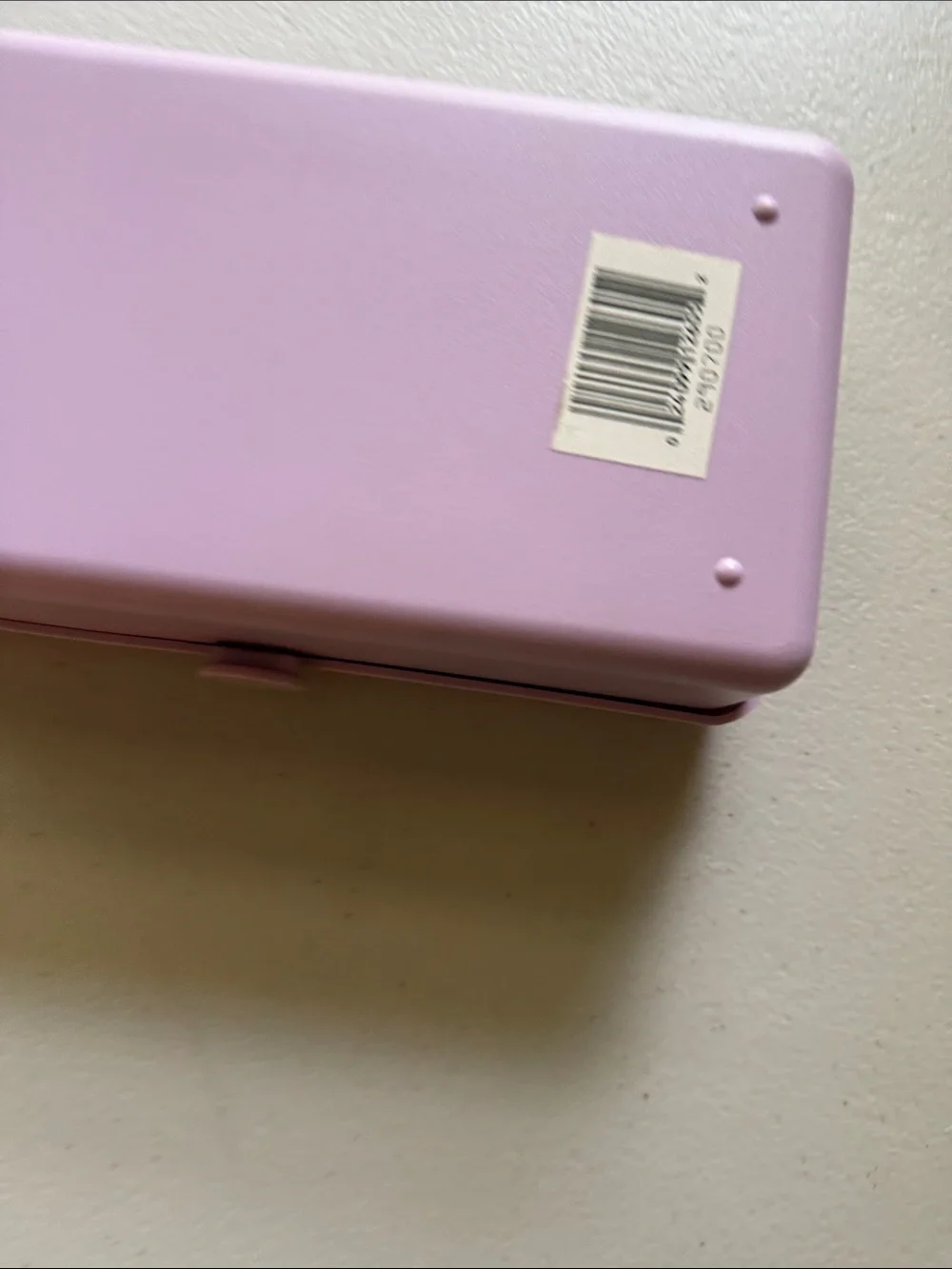 Caboodles case closure cleaning