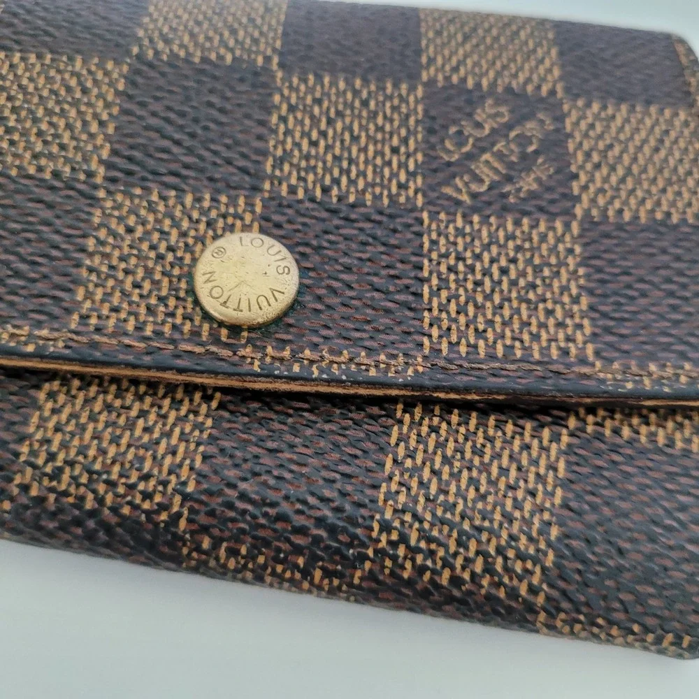 Louis Vuitton 6 Key Holder Damier Ebene Brown Canvas Wallet CT0044 France