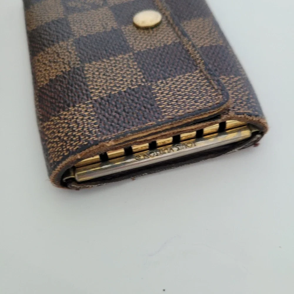 Louis Vuitton 6 Key Holder Damier Ebene Brown Canvas Wallet CT0044 France