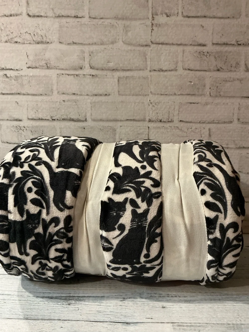 Peri Home nwt full