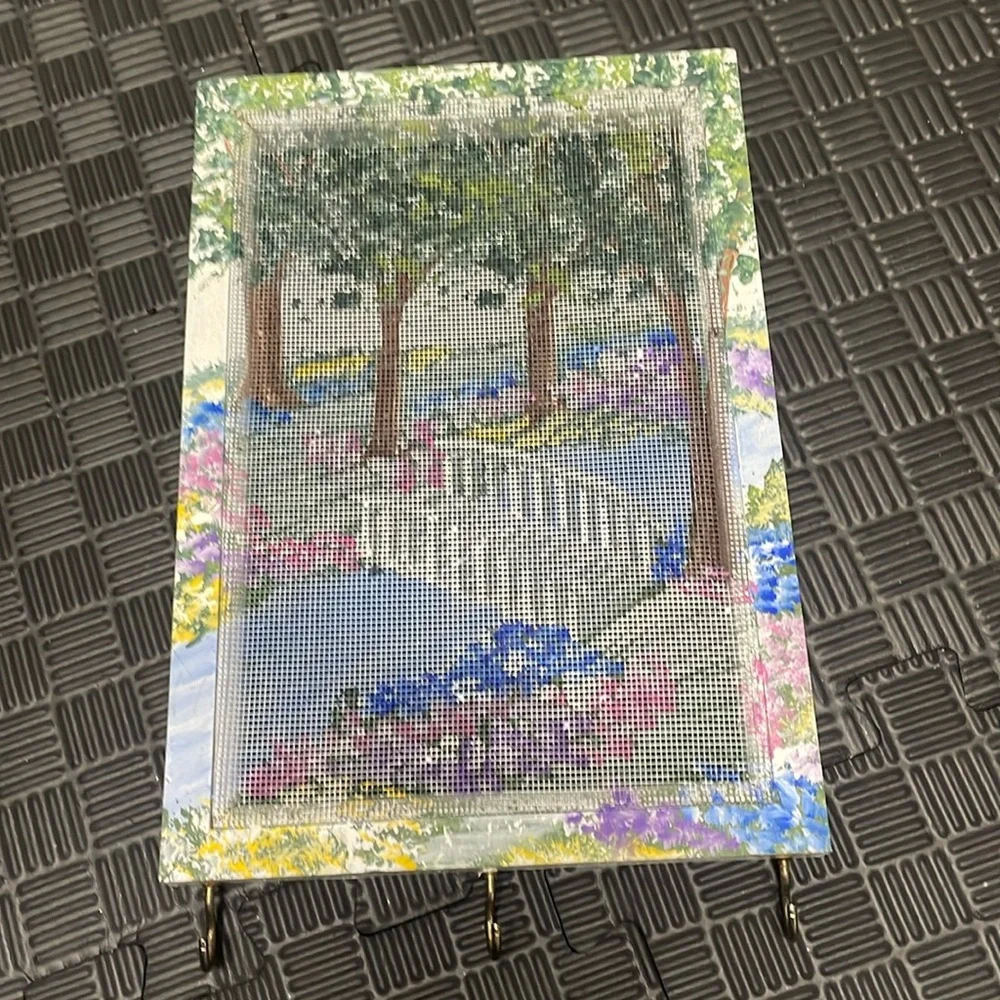 jewelry holder hand made.