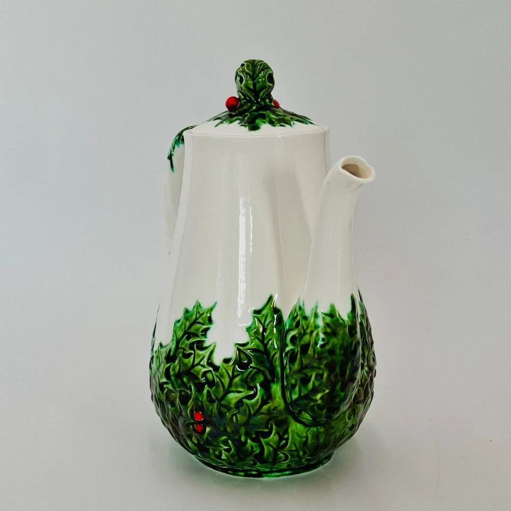 Lefton vintage holly