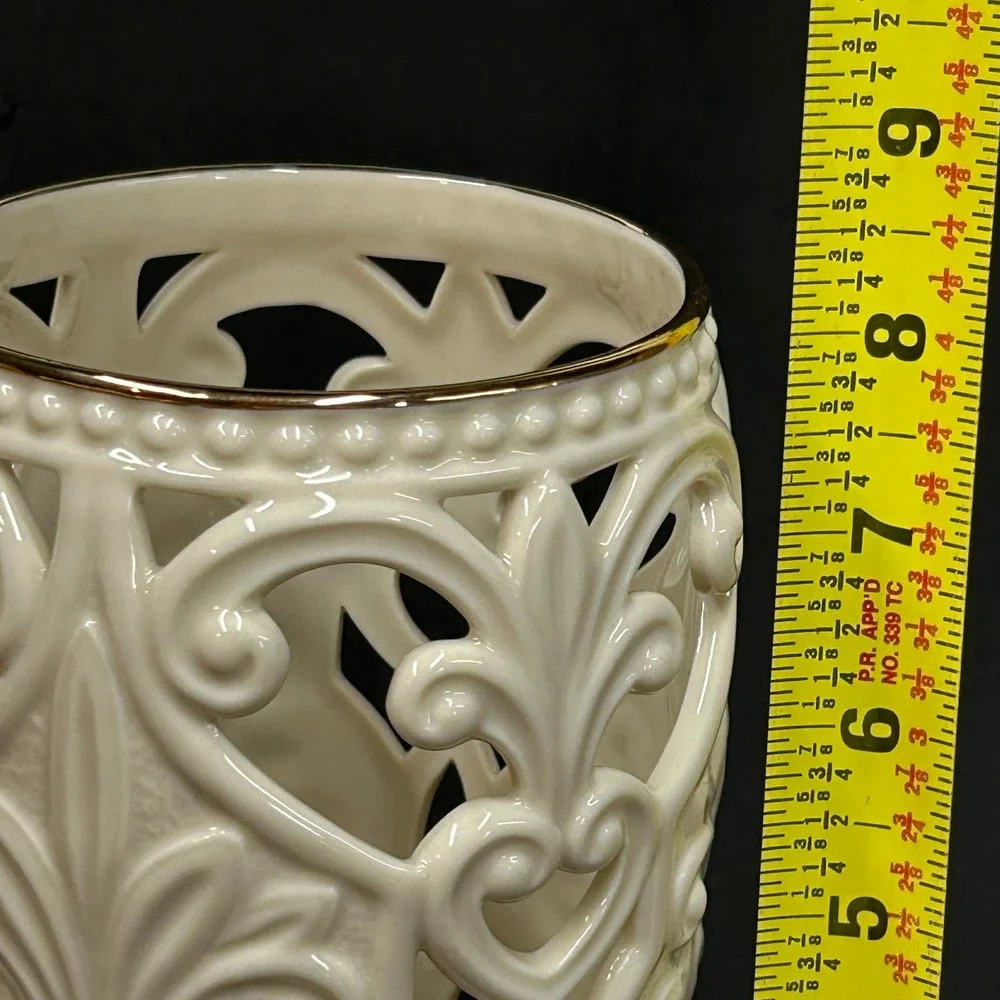 Lenox classic scroll