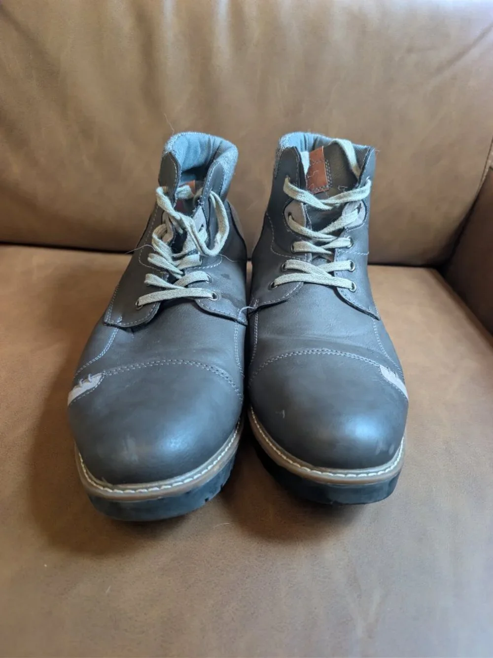 N/A grey brown