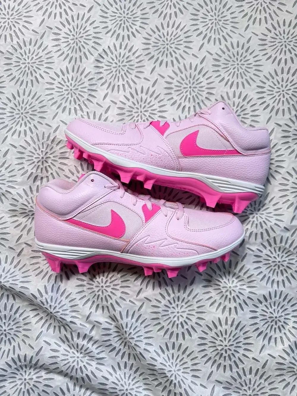 Jordan Stadium 90 Low TD Football Cleats Pink HQ0210-600 Men’s 13