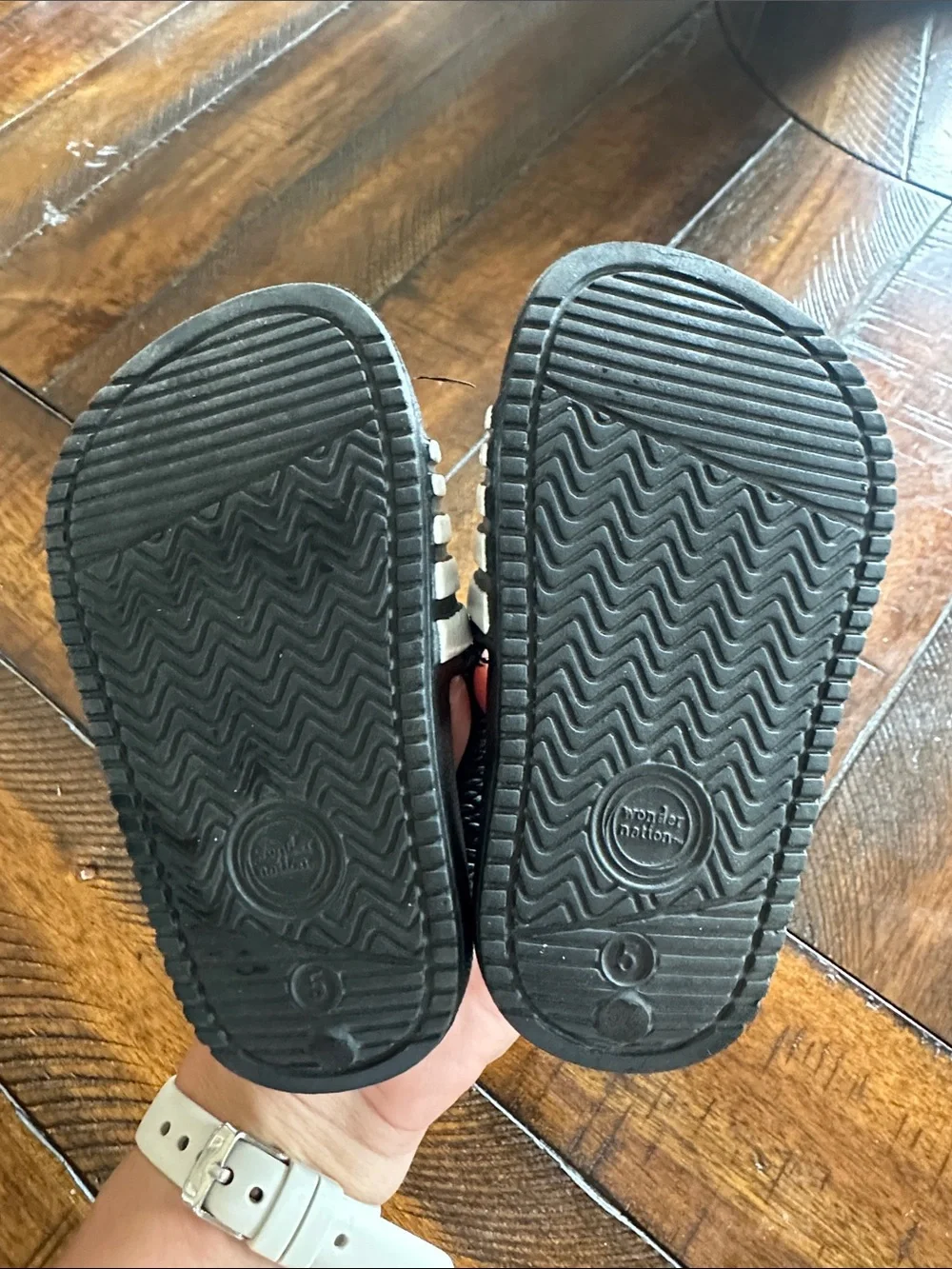 CROCS four sandals size