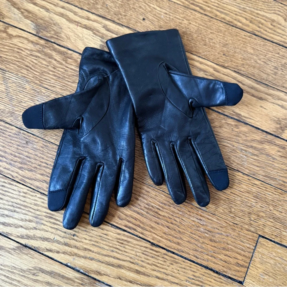 touchpoint black leather