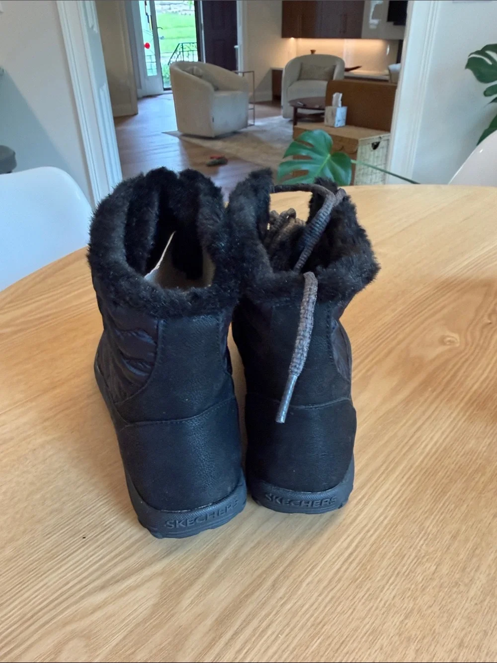 Skechers womens nwt