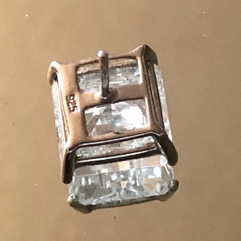 N/A it years solitaire