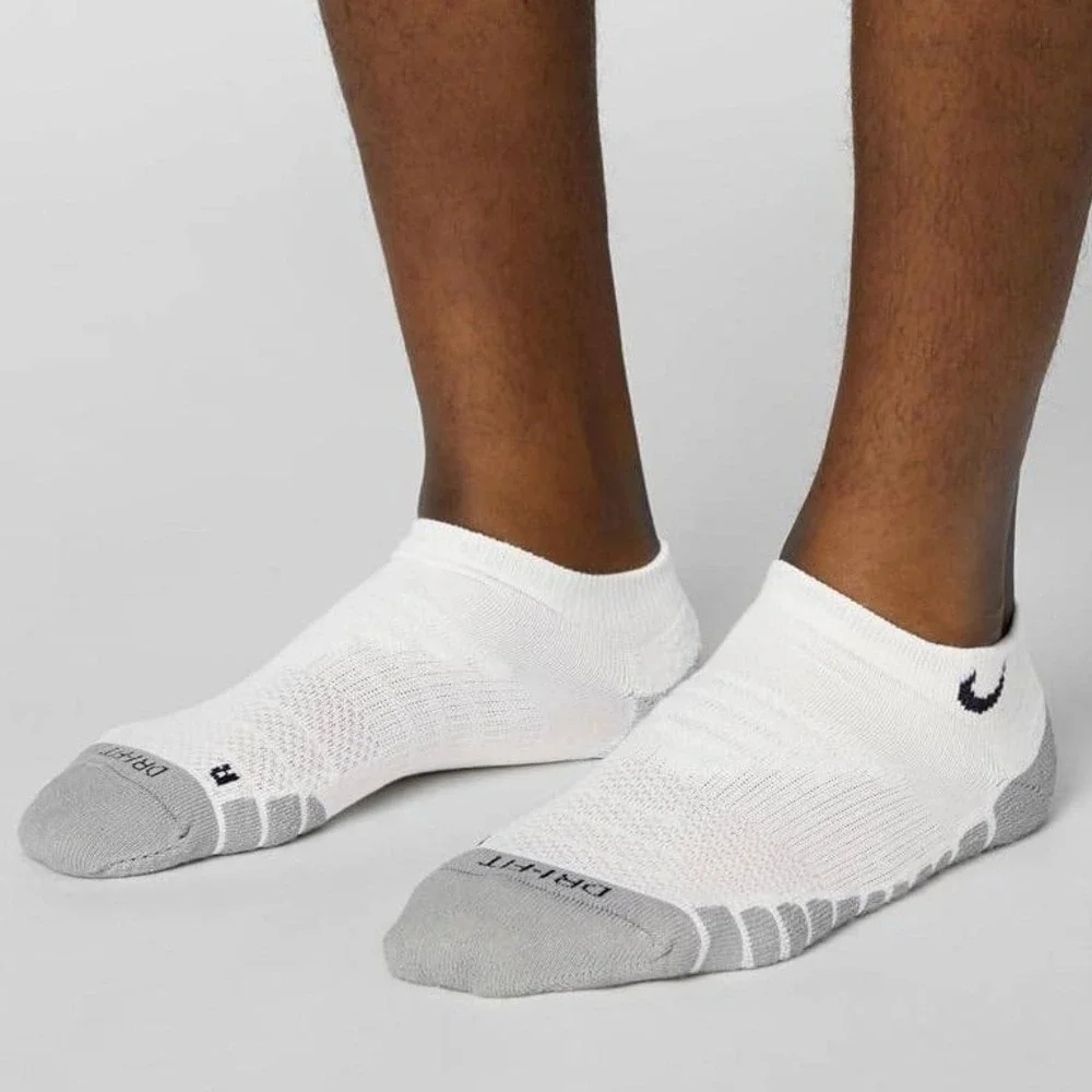 Nike everyday max