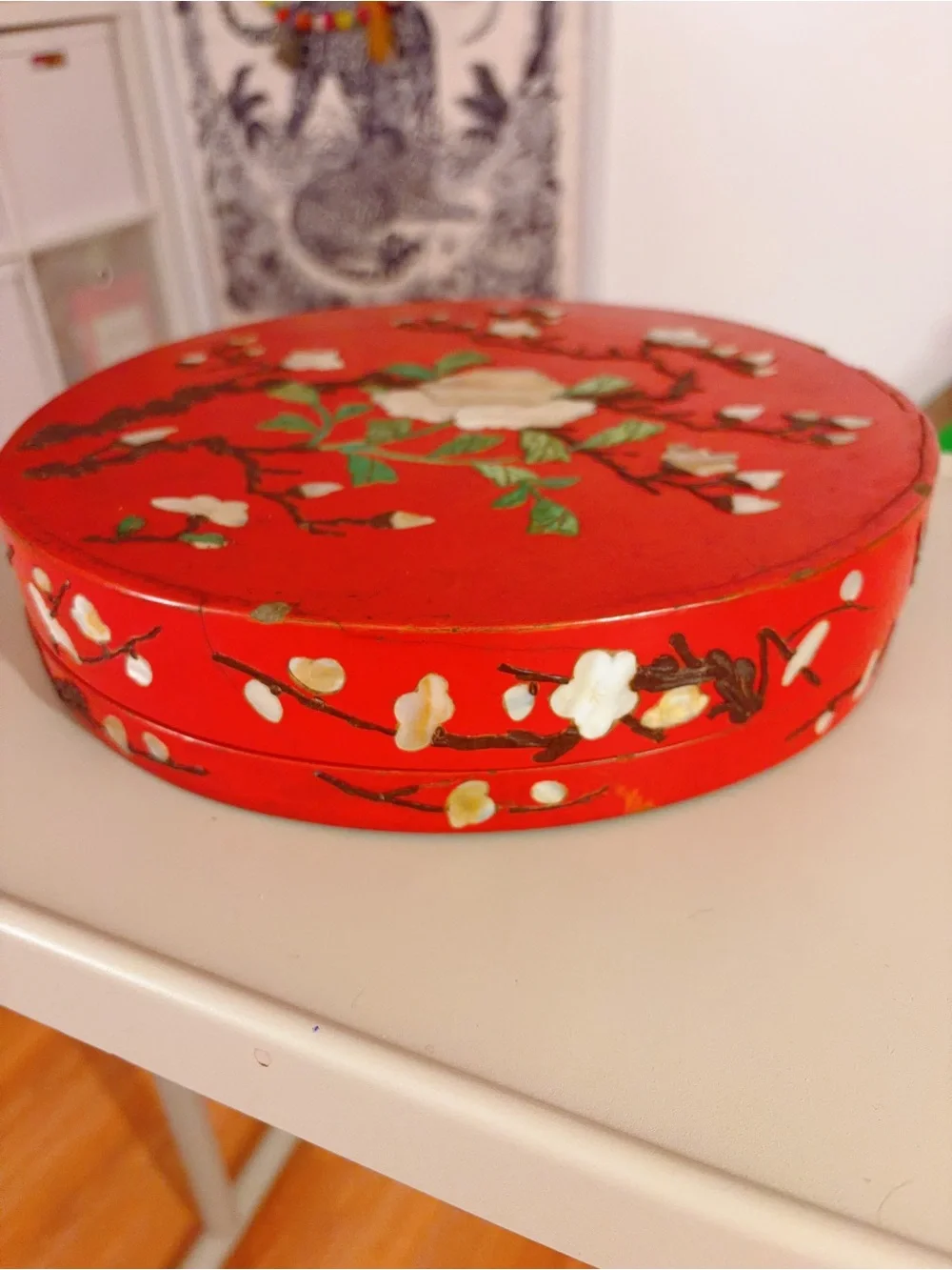 Vintage red lacquer mother of pearl divided candy box