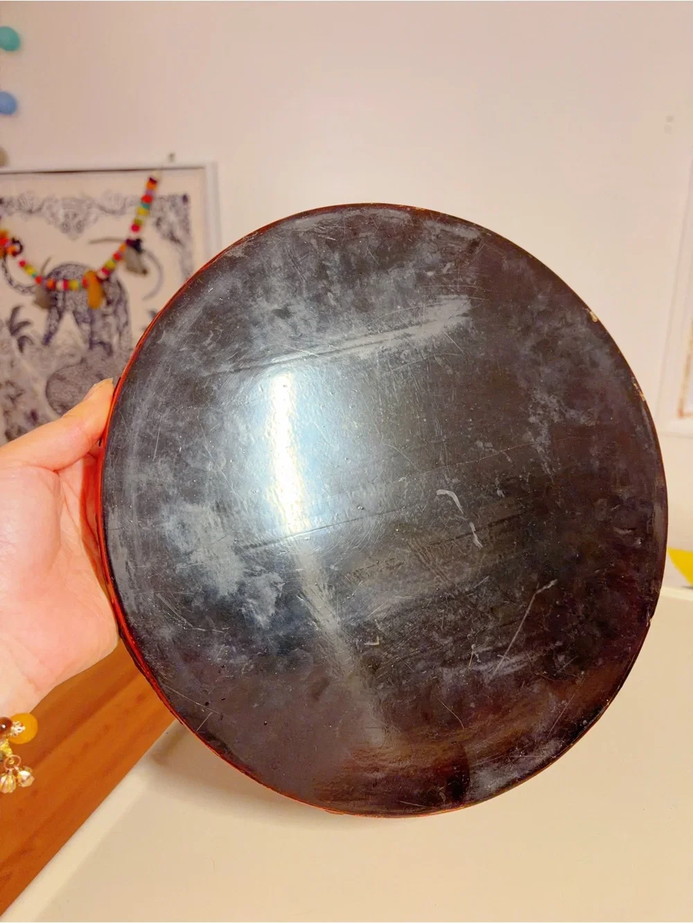 Vintage red lacquer mother of pearl divided candy box
