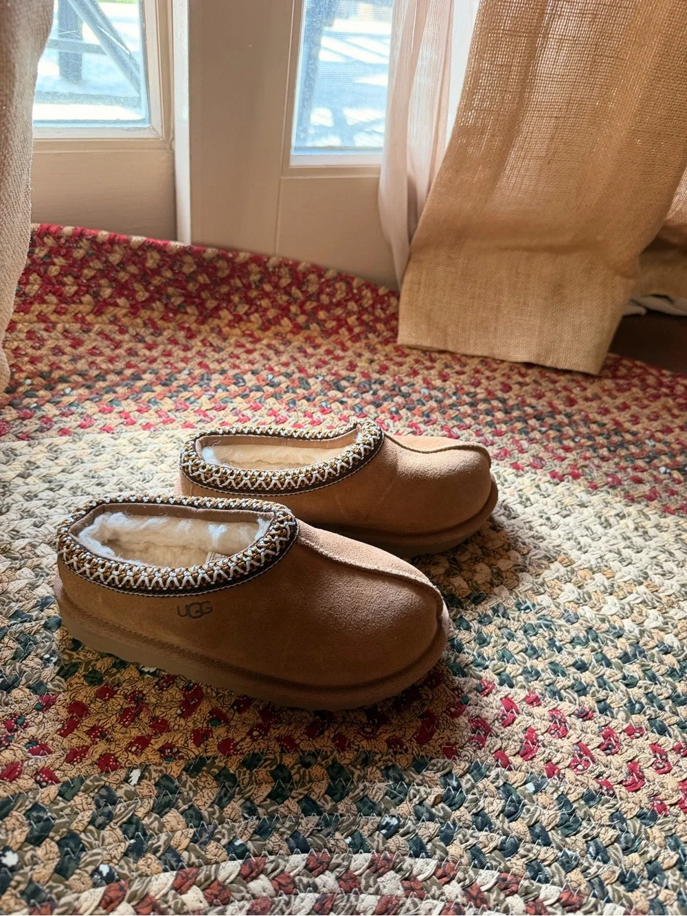 UGG soft chestnut