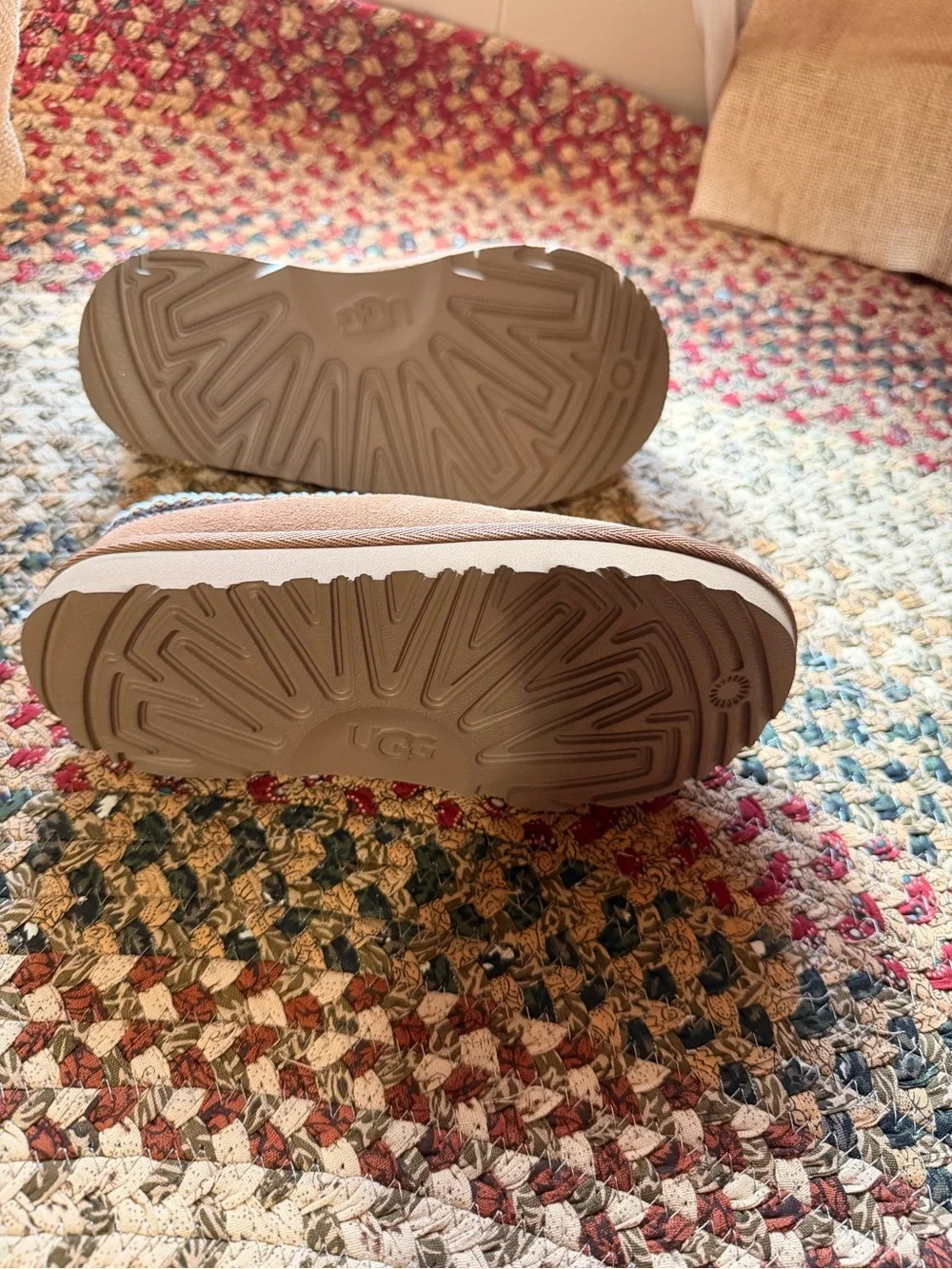 UGG soft chestnut
