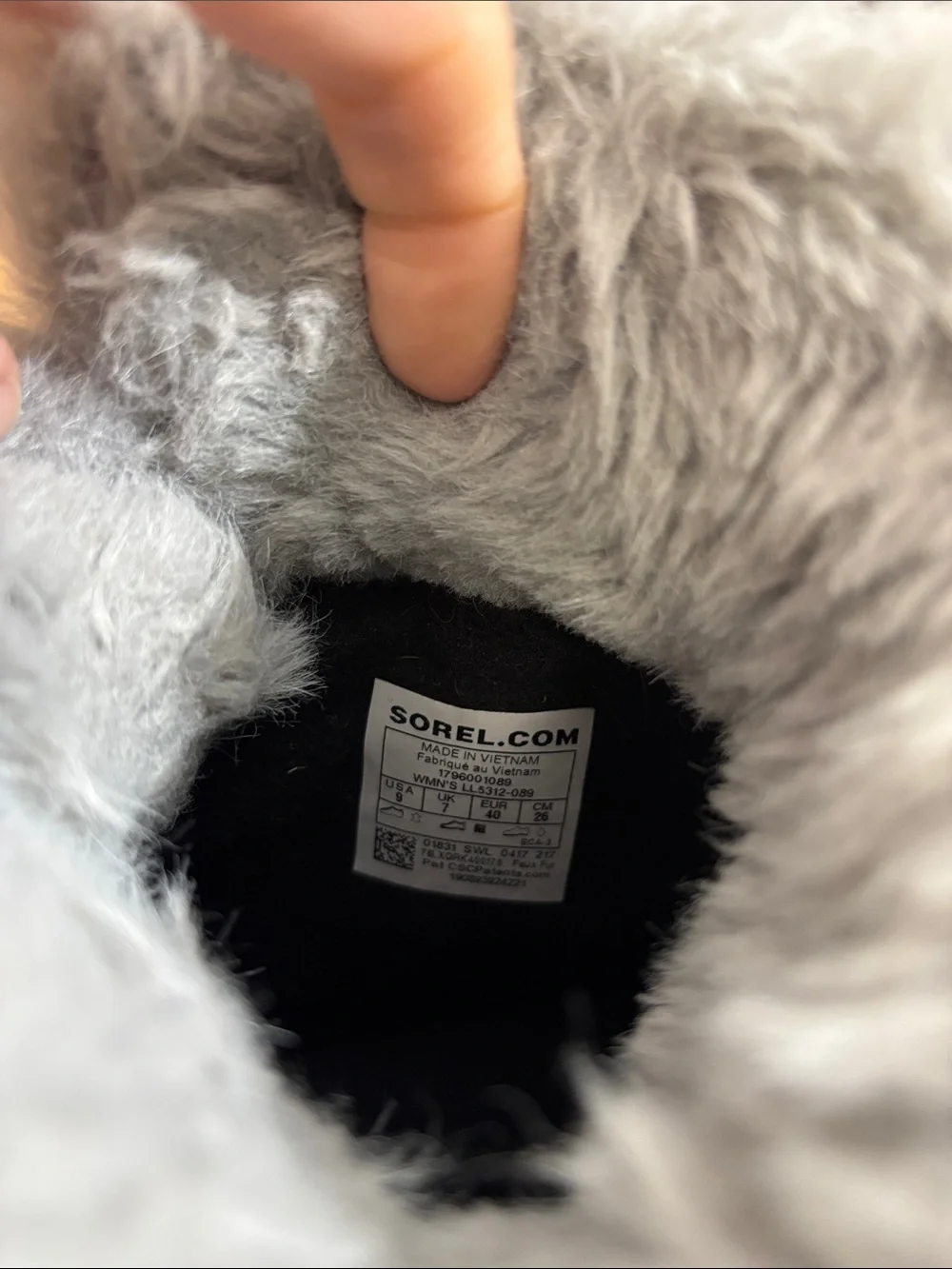Sorel flaws ships excellent