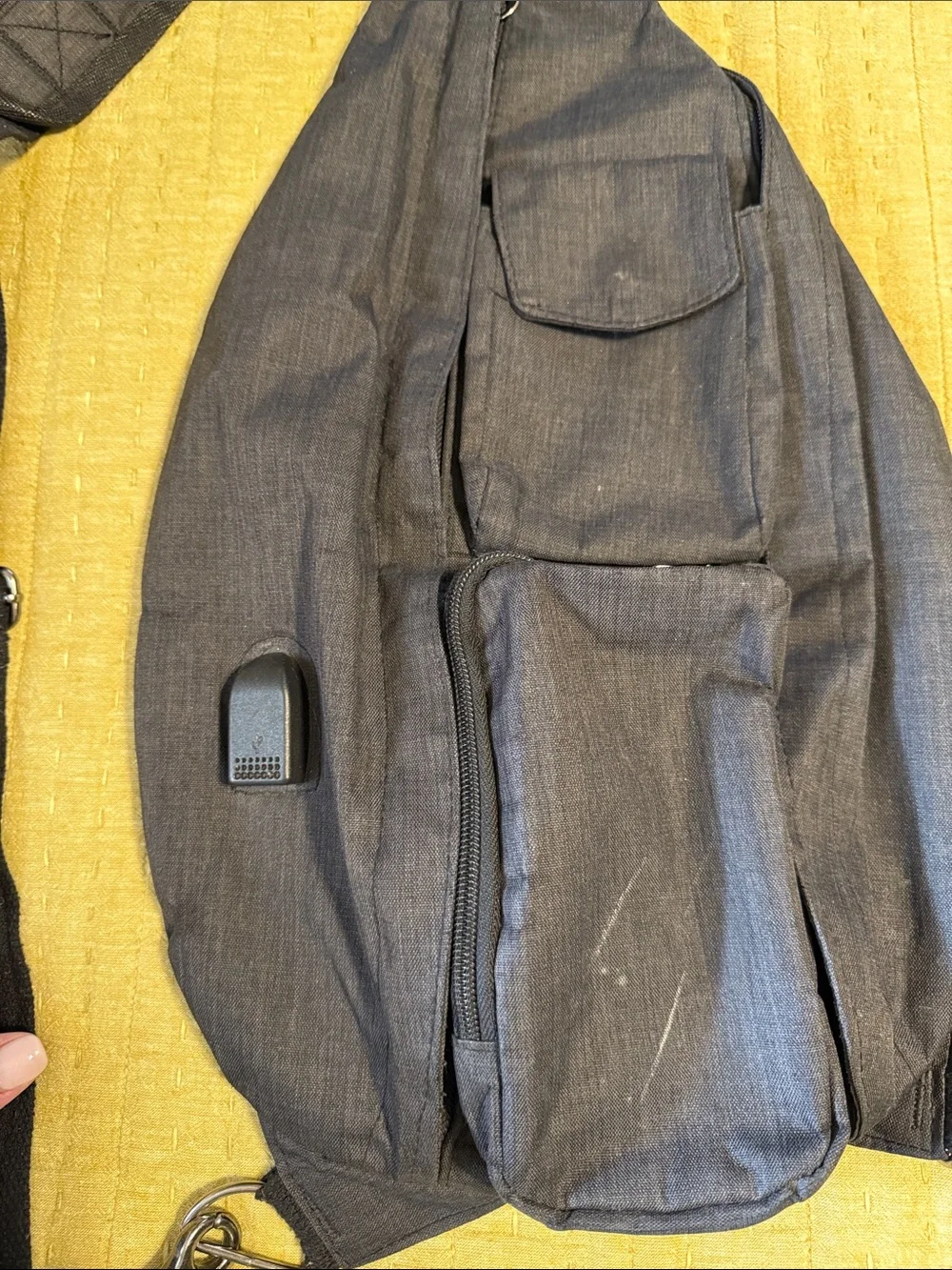 N/A versatile black