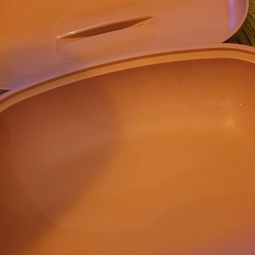 Tupperware this listing