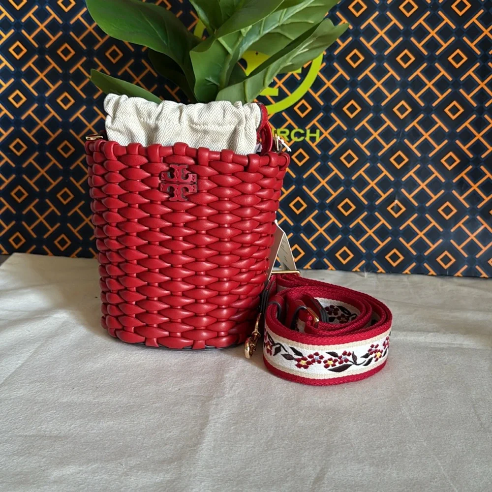 Tory Burch nwt tory