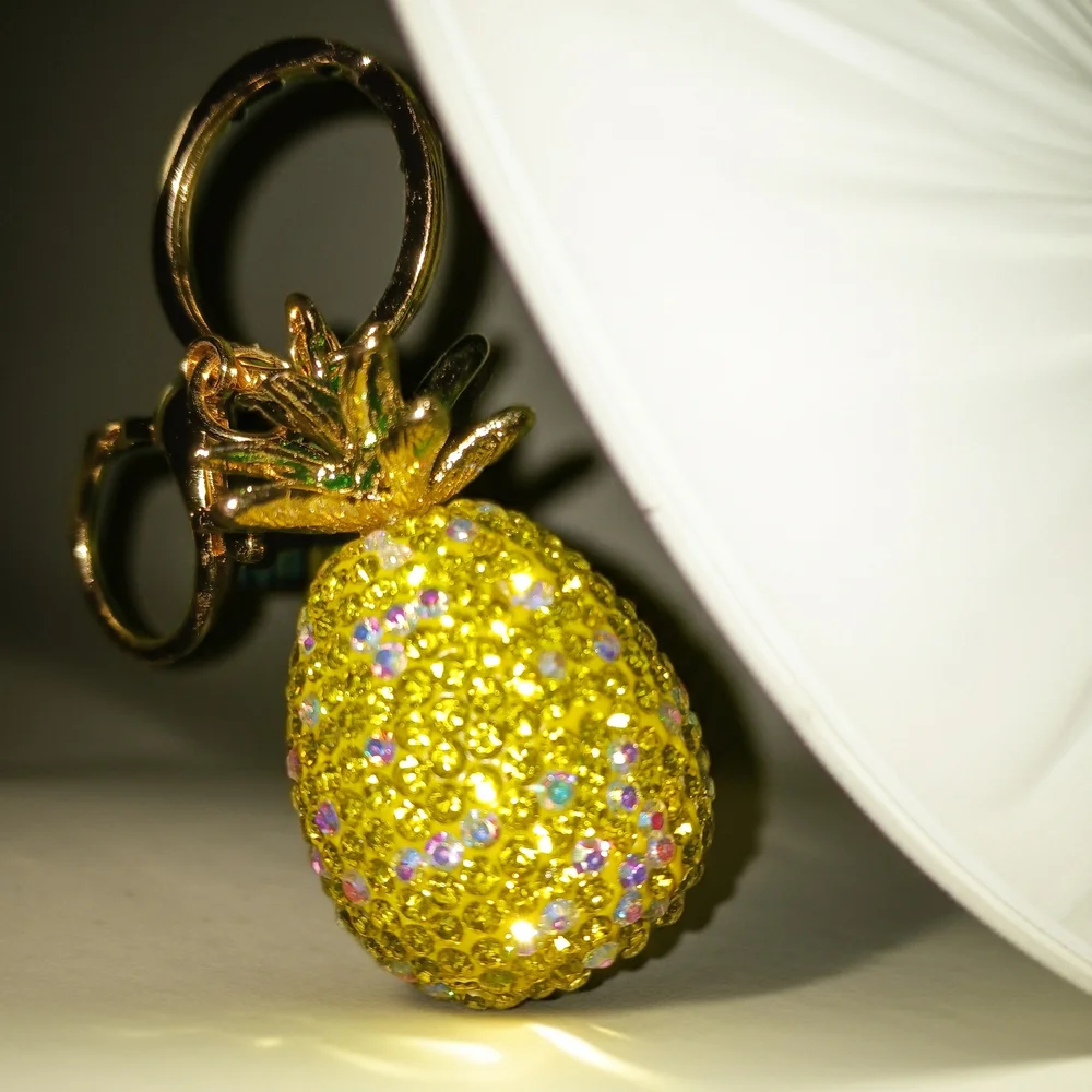 Fashion Jewelry sparkling pineapple