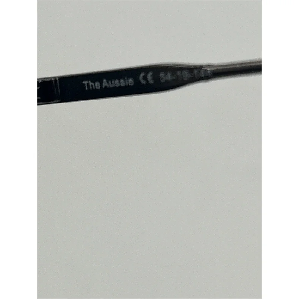 PRIVÉ REVAUX women sunglasses cleaning