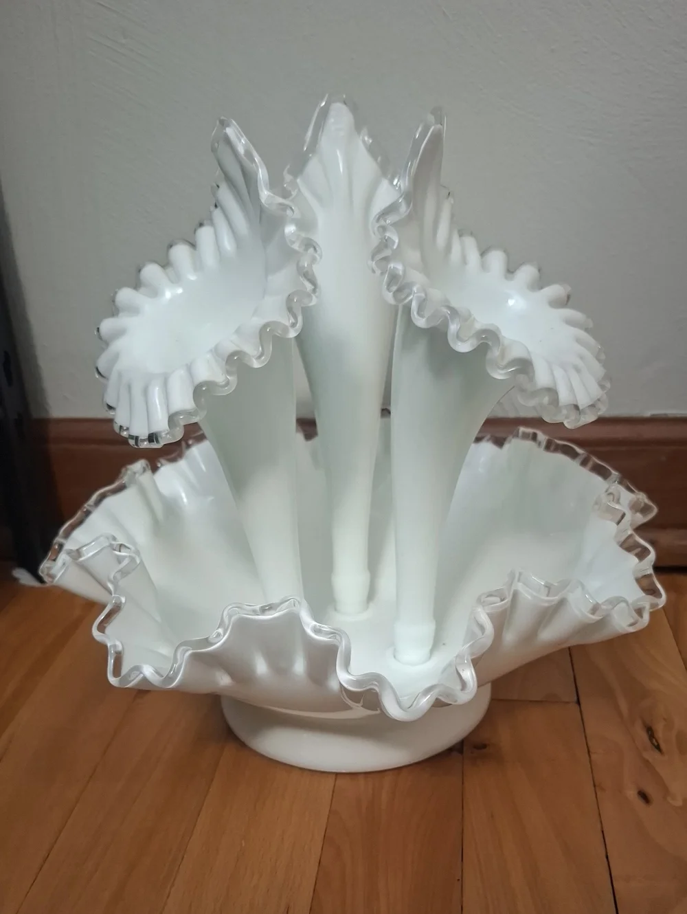 White Ruffled Glass Epergne Centerpiece