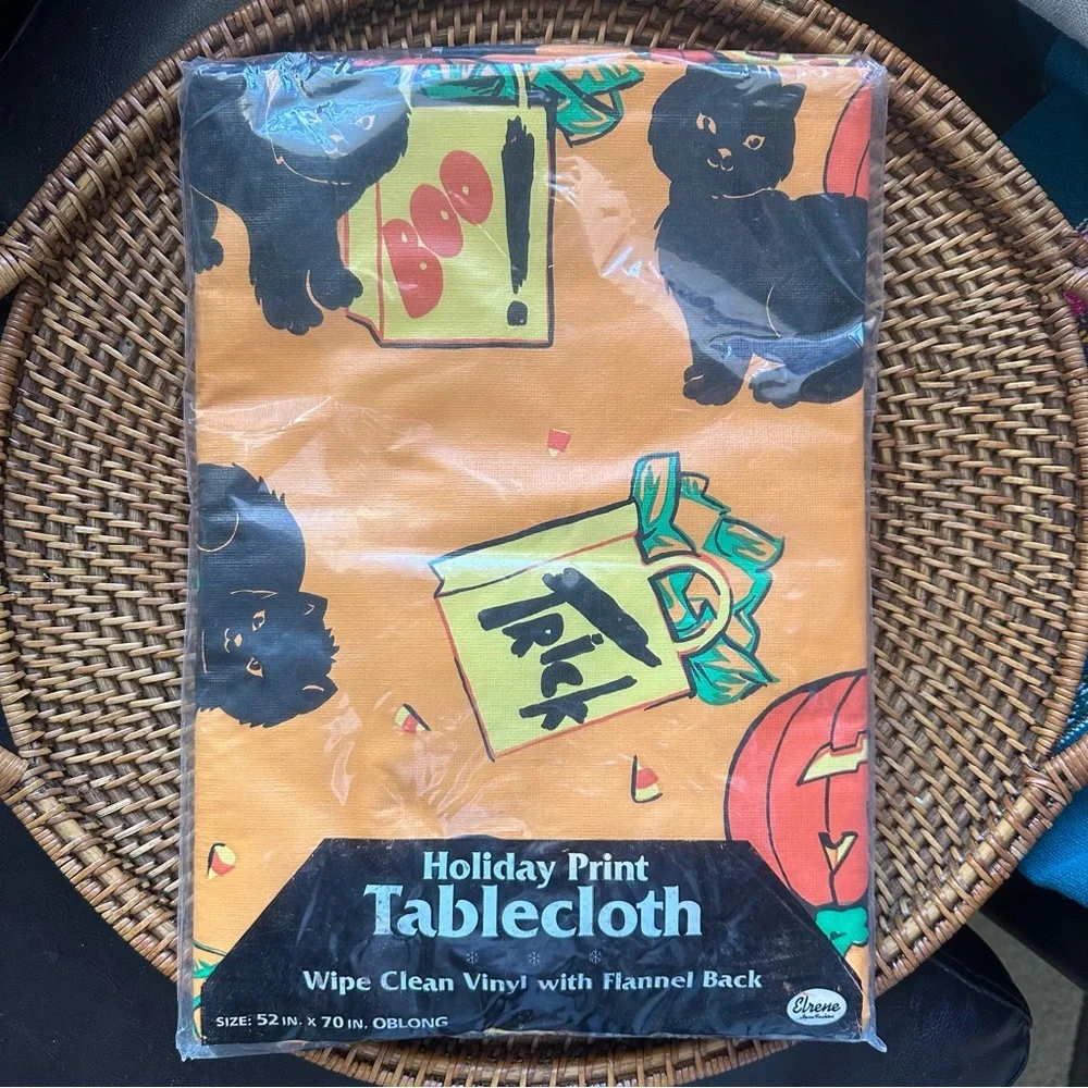 Elene Orange Vintage Halloween Cat Pumpkin Oblong Tablecloth New in Package